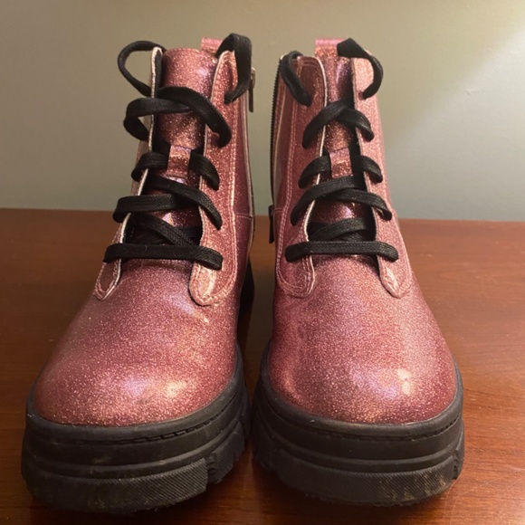 Pink sparkle Ugg boots, big kid size 5 - Picture 4 of 8